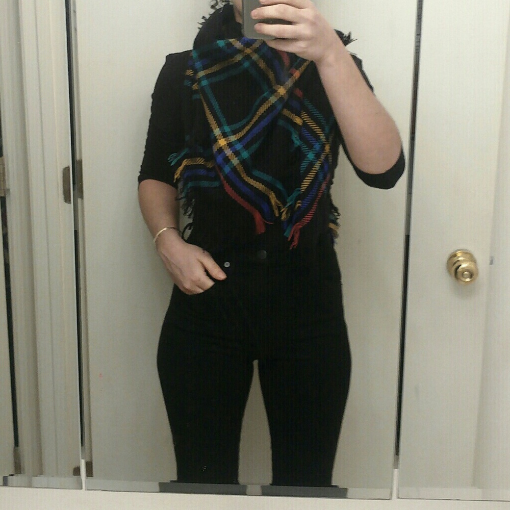 Cool vintage 80's blanket scarf